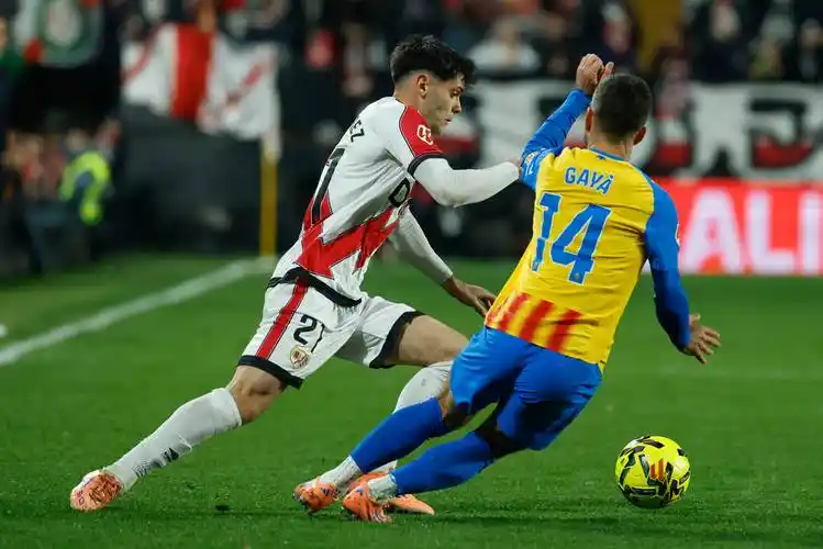 男女做嘿嘿视频引发热议毁掉人生最快的方式：优柔寡断 